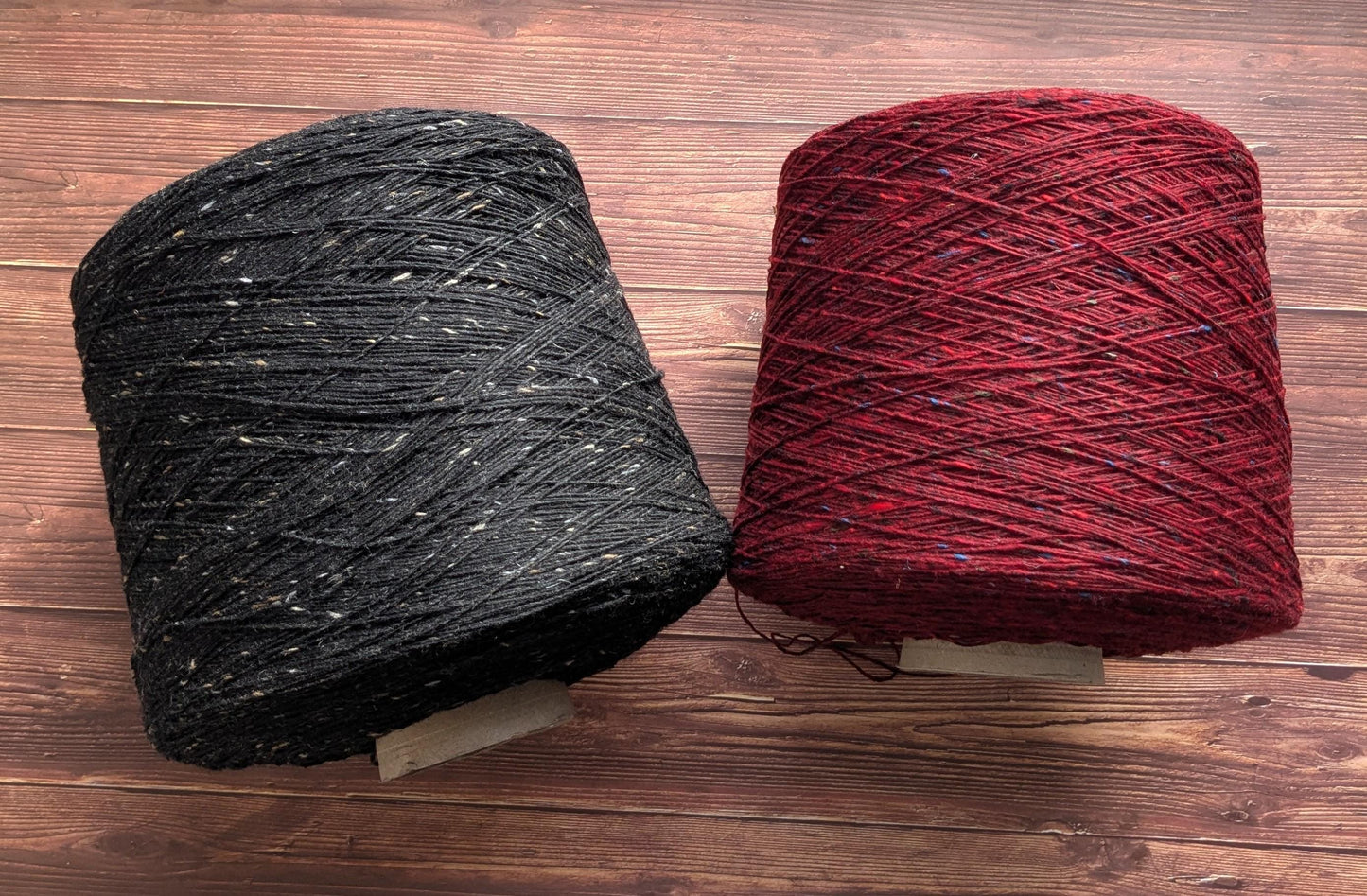 Donegal Tweed - Soft Donegal - Fingering - 5524 Abbert