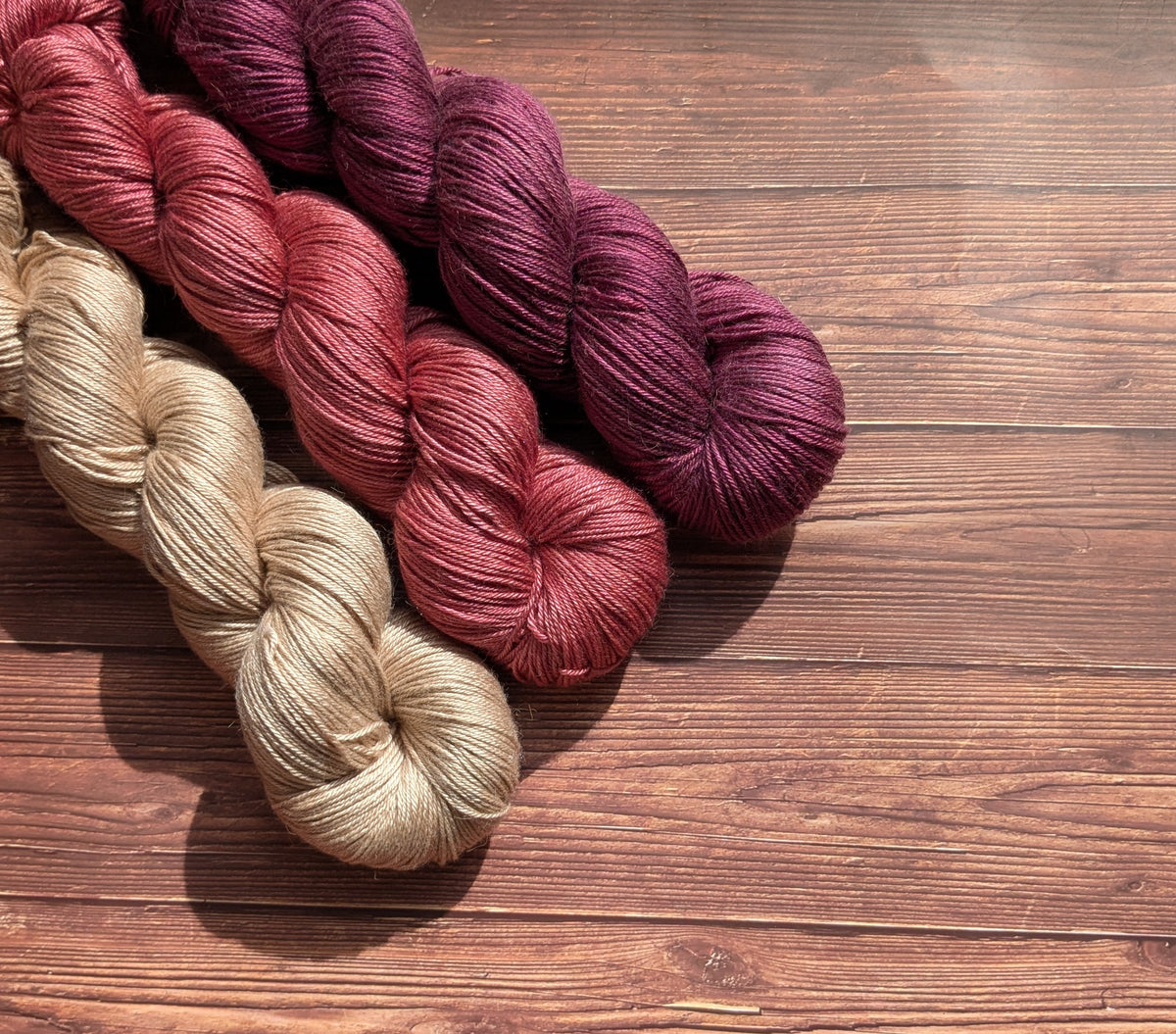 Echeveaux Lyl Camel Silk - Soie Bébé Chameau - Fingering coloris Velours