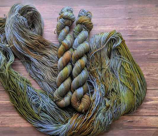 Précommande Coloris du mois de Juillet - Ile de Paques - Lyl Sock - Merinos Tencel