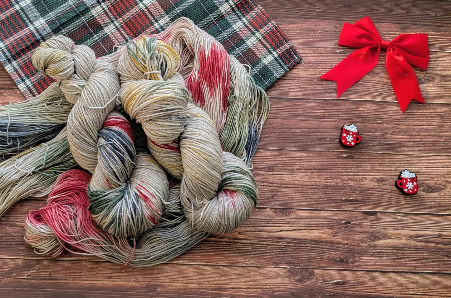 Echeveaux Lylysurunfil - Lyl Frenchy mérinos d'arles NSW – Fingering - Le train de Noël