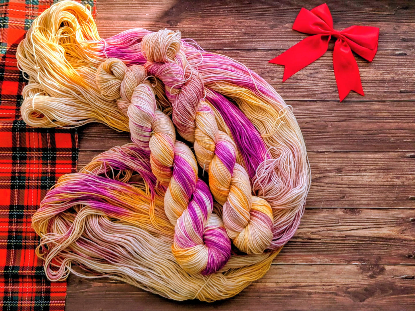 Echeveaux Le tour du monde Lylysurunfil - Lyl Sock - Noël - Bûche de Noël