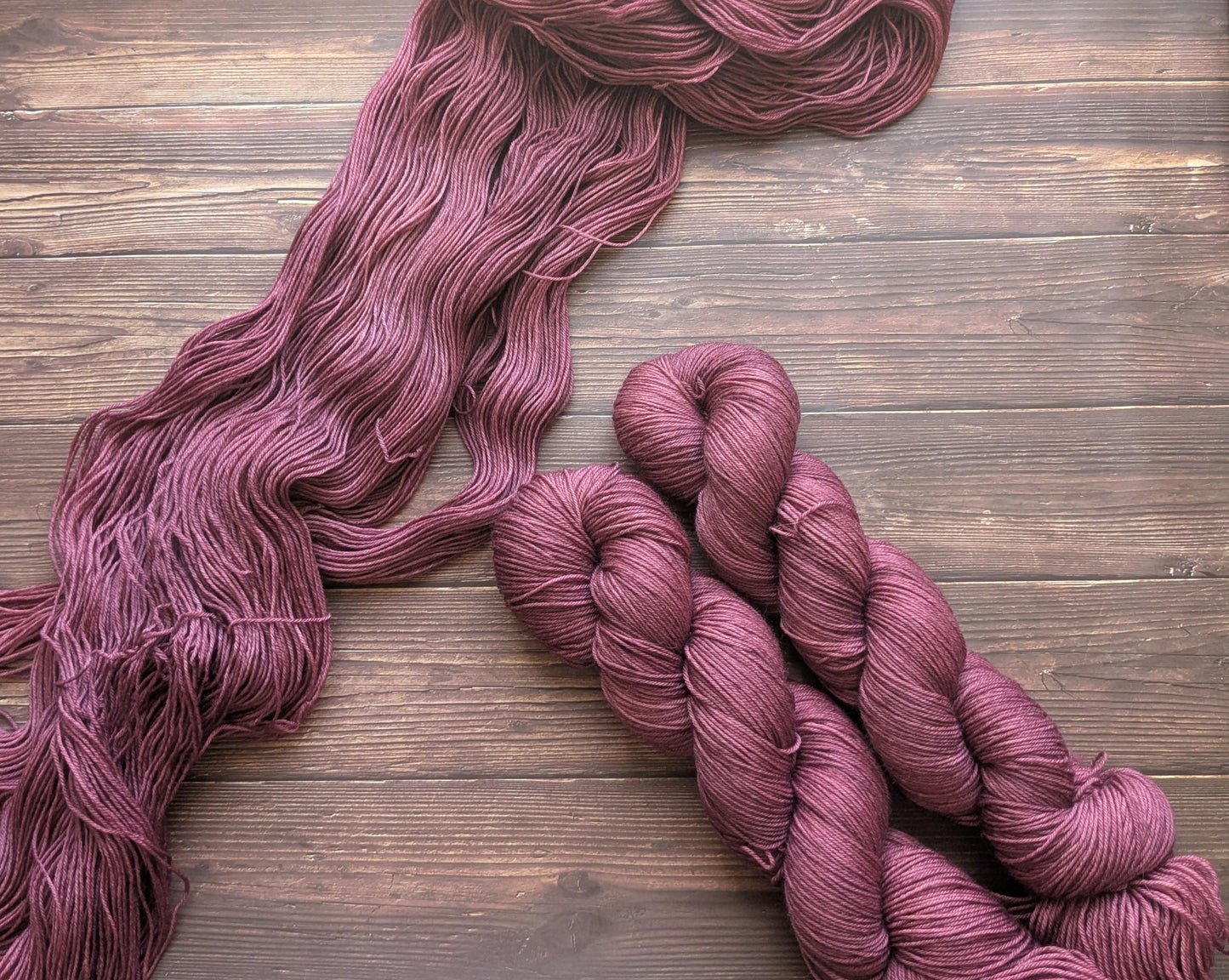 Echeveau Lyl Sock mérinos superwash nylon – Fingering – Coloris Lie de vin