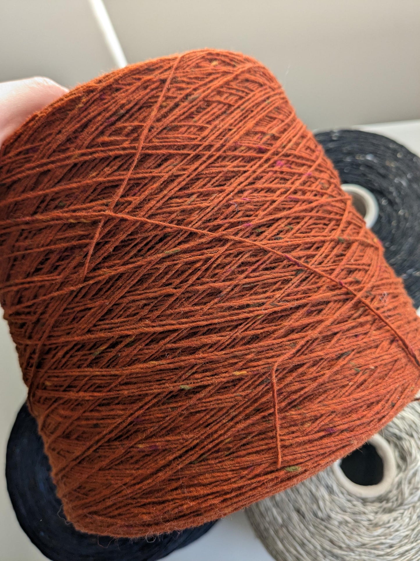 Donegal Tweed - Soft Donegal - Fingering - 5601 Rust