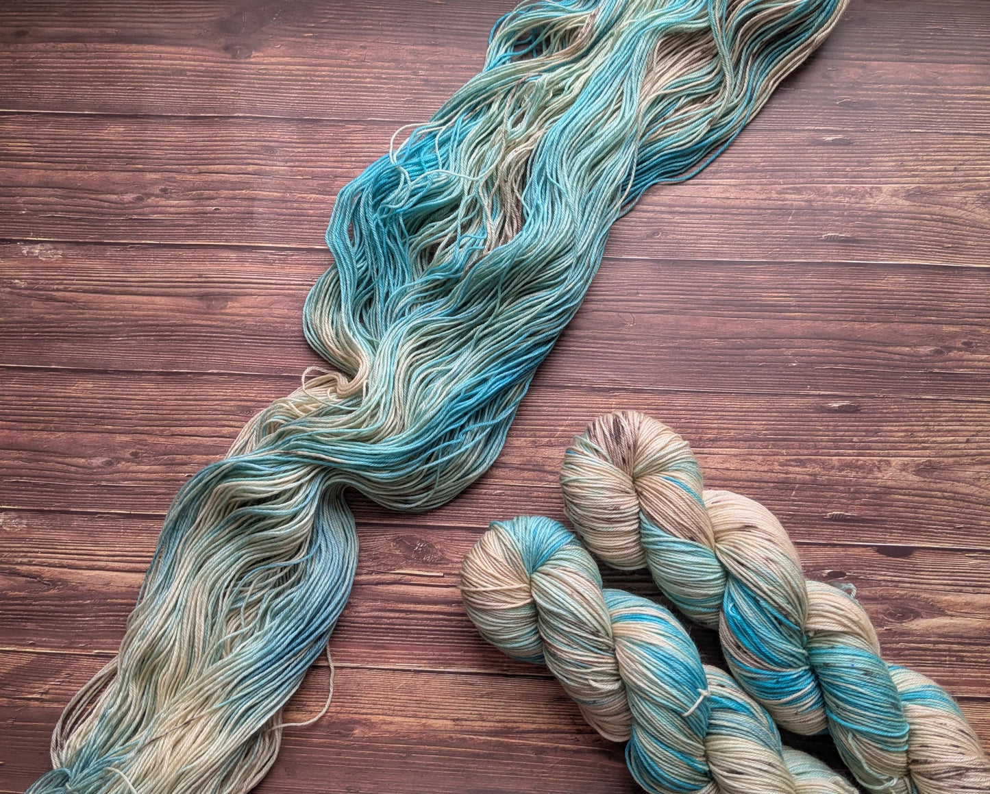 Echeveau Lyl Sock mérinos superwash nylon – Fingering – Coloris Les pieds dans le sable