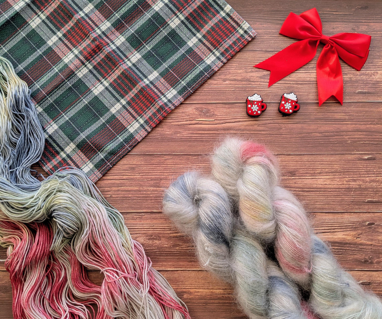 Echeveaux Lylysurunfil - Lyl Moher Mohair et soie Lace - Le train de Noël