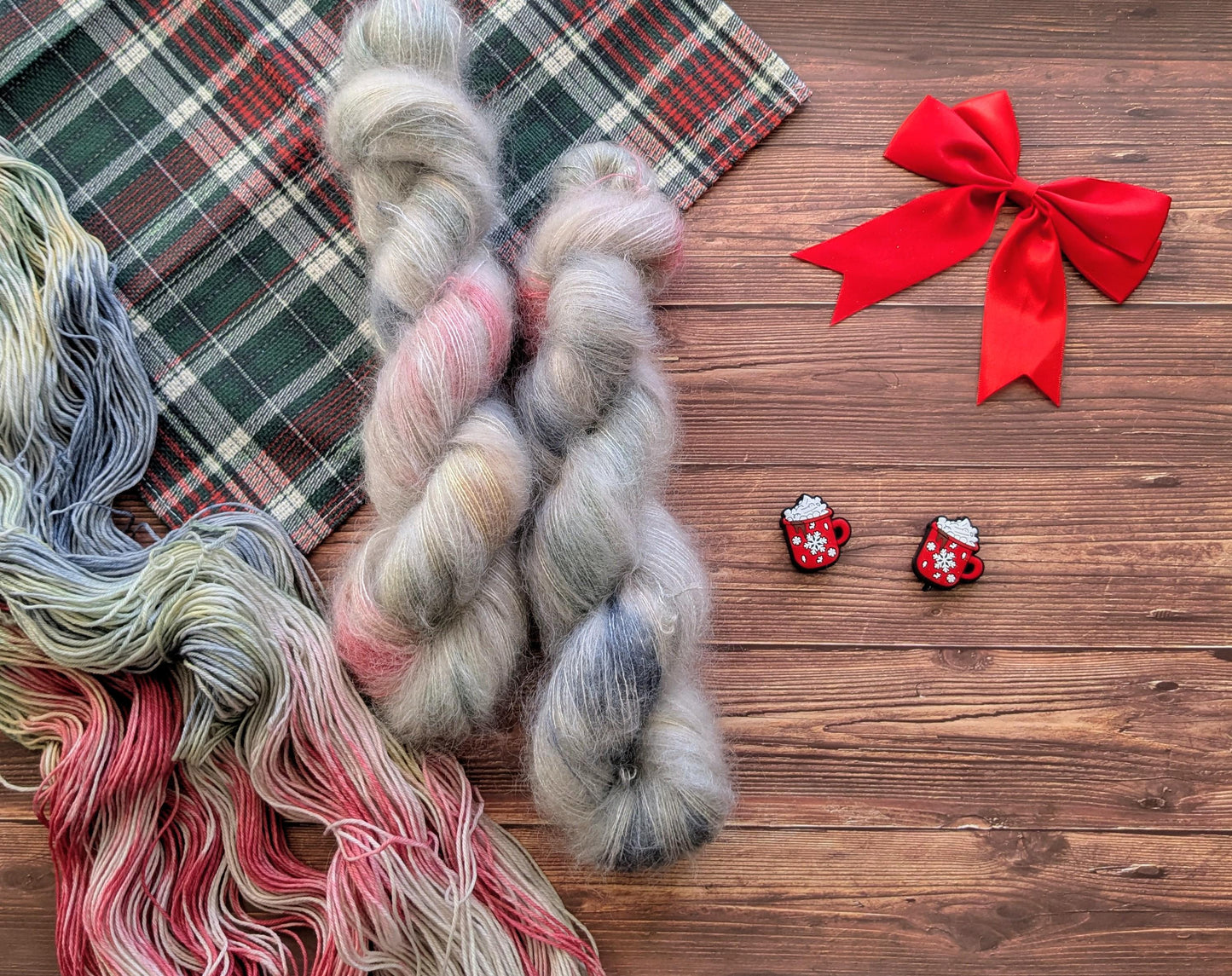 Echeveaux Lylysurunfil - Lyl Moher Mohair et soie Lace - Le train de Noël