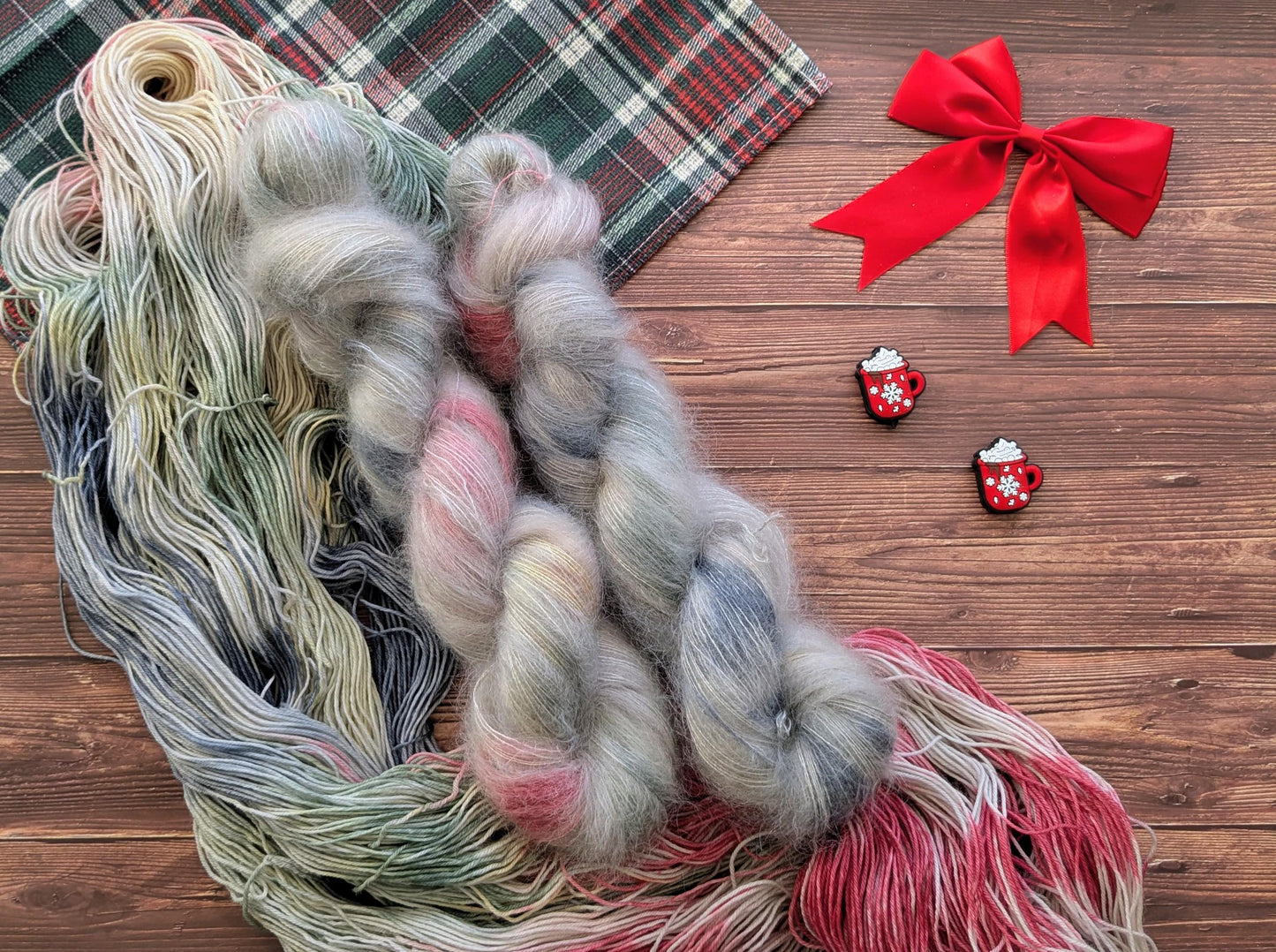 Echeveaux Lylysurunfil - Lyl Moher Mohair et soie Lace - Le train de Noël