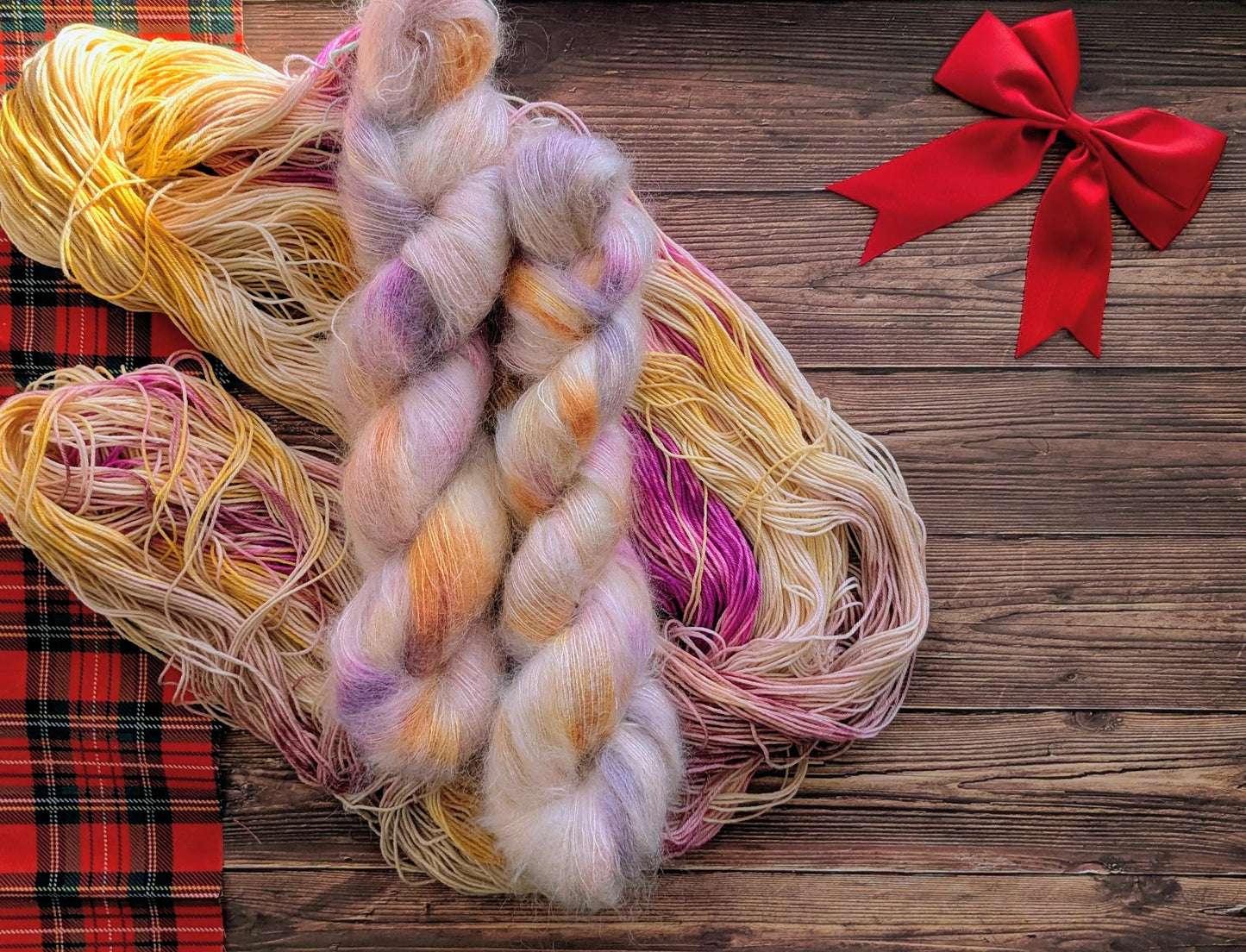 Echeveaux Le tour du monde Lylysurunfil - Lyl Moher Mohair et soie Lace - Décembre - Bûche de Noël