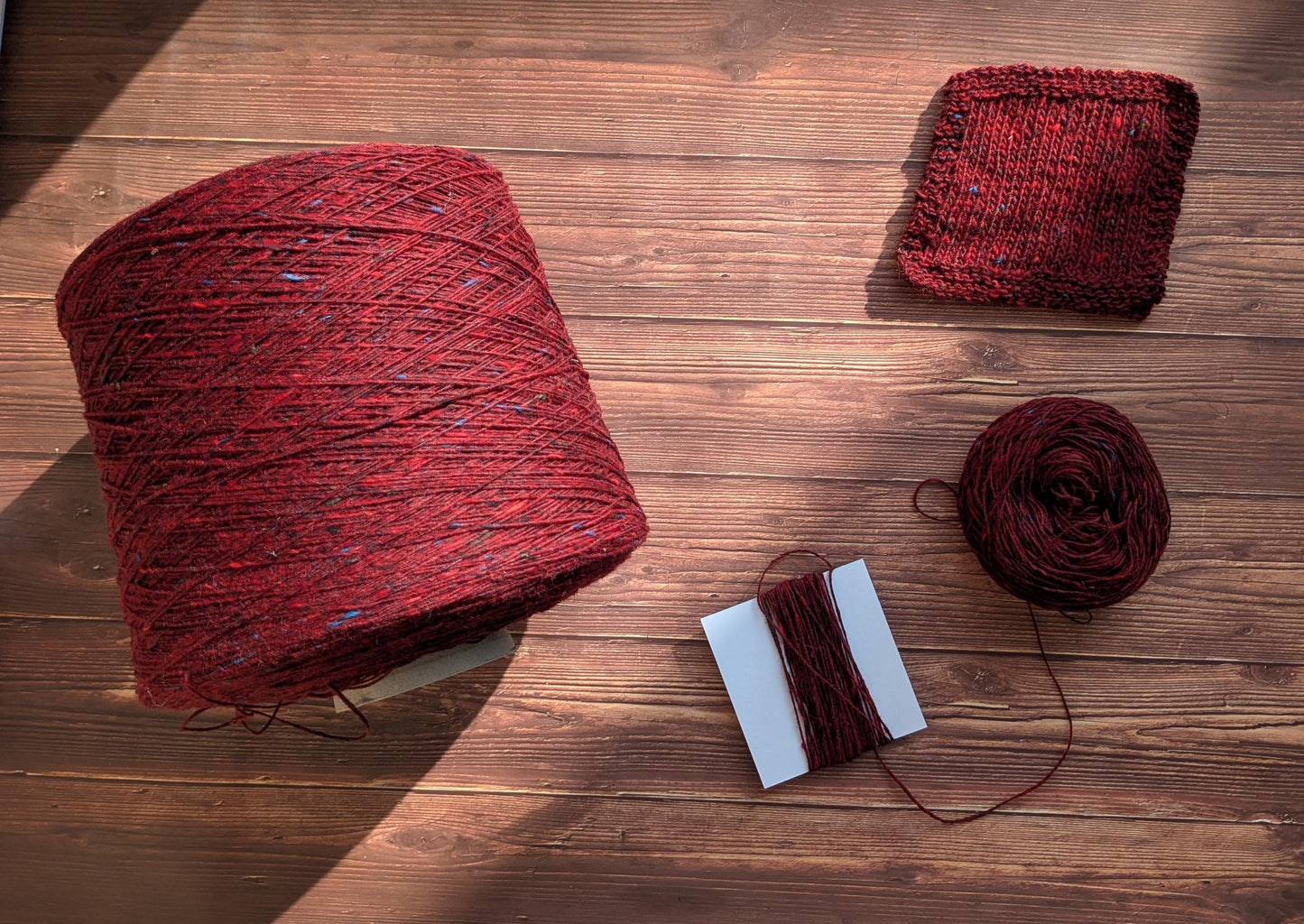 Donegal Tweed - Soft Donegal - Fingering - 5524 Abbert