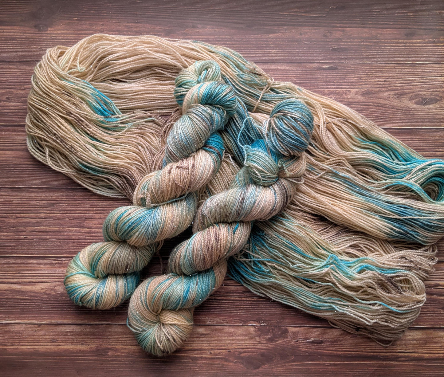 Echeveau Lyl Bling merinos superwash nylon stellina – Fingering Sock – Coloris Les pieds dans le sable