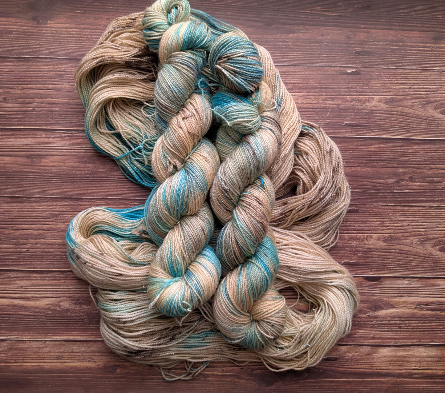 Echeveau Lyl Bling merinos superwash nylon stellina – Fingering Sock – Coloris Les pieds dans le sable