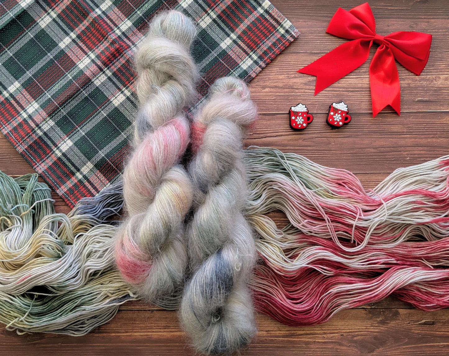 Echeveaux Lylysurunfil - Lyl Moher Mohair et soie Lace - Le train de Noël