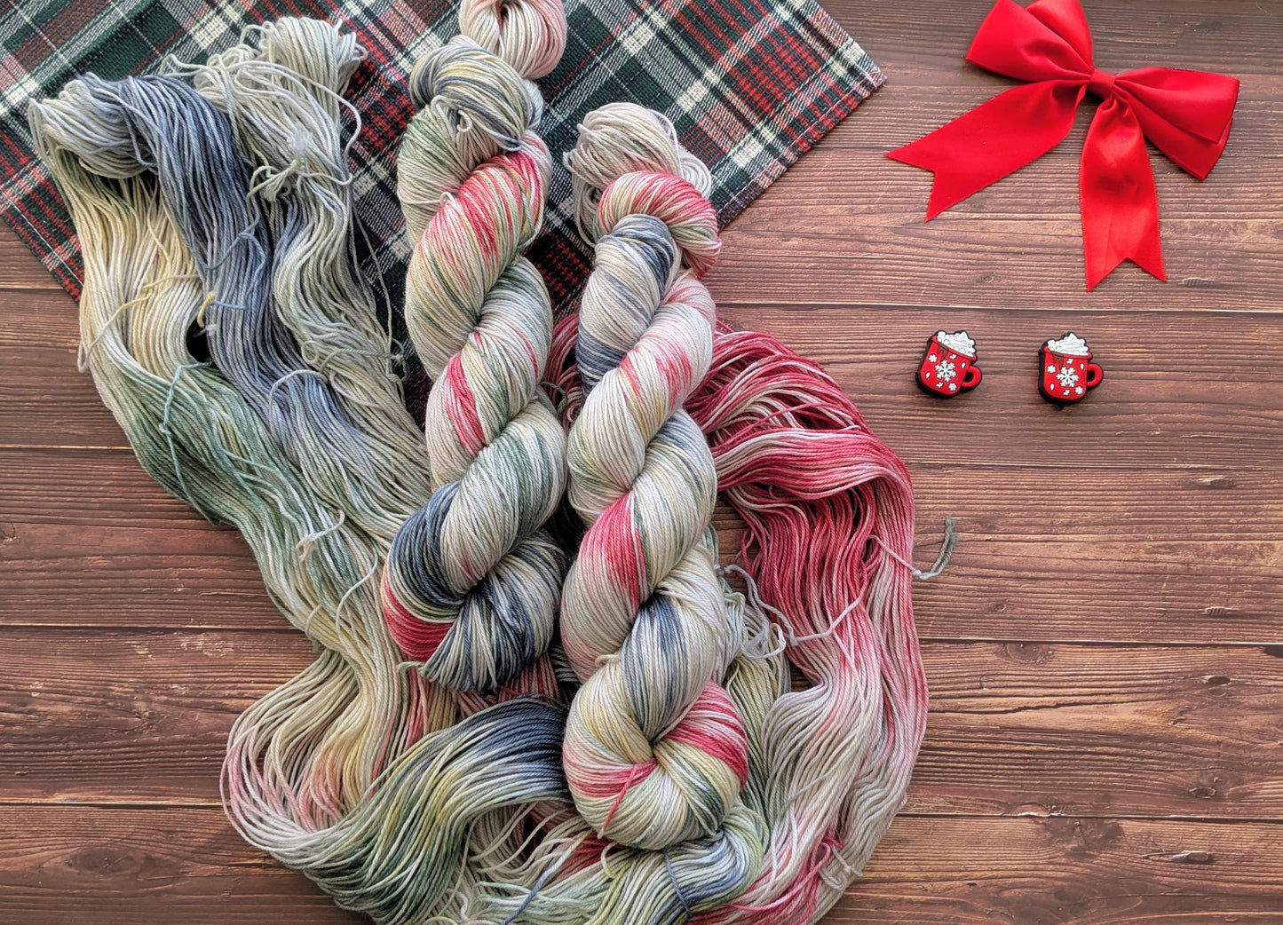 Echeveaux Lylysurunfil - Lyl Sock - Merinos nylon - Le train de Noël