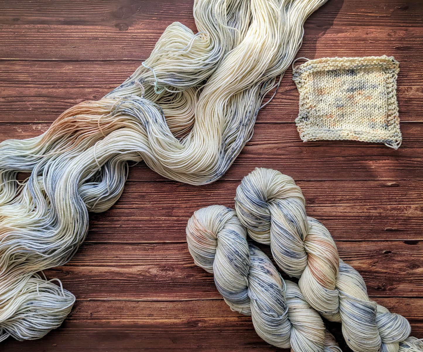 Echeveau Lyl Sock mérinos superwash nylon – Fingering – Coloris Tour du monde Lylysurunfil - Février Allemagne