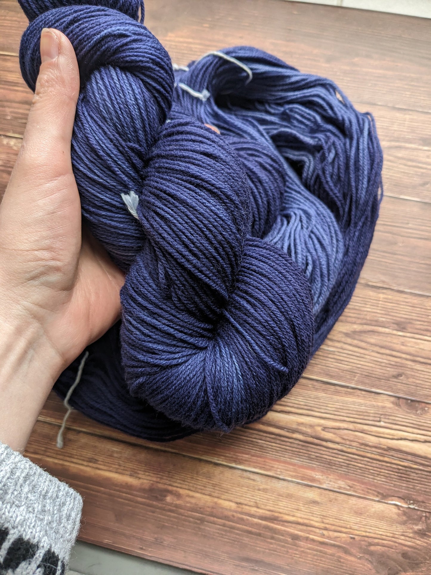 Echeveau Lyl Frenchy mérinos d'arles NSW – Fingering – Coloris Hisseo Matelot