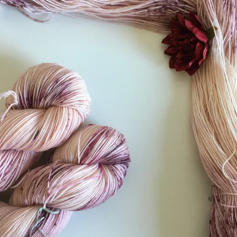 Précommande Lylysurunfil - Septembre - Les Roses - Coloris Variés