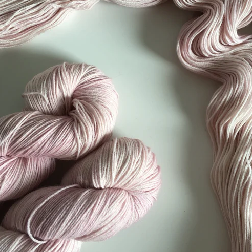 Précommande Lylysurunfil - Septembre - Les Roses - Coloris Unis