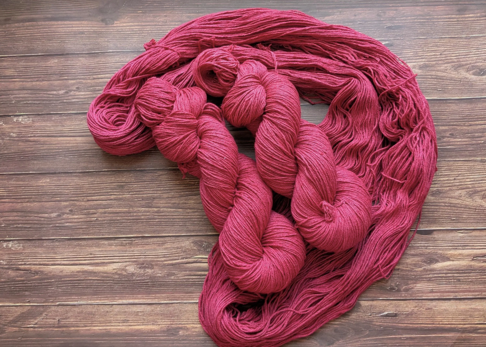 Echeveau Lyl Natural Silk bourette de soie - Fingering - Coloris Chili