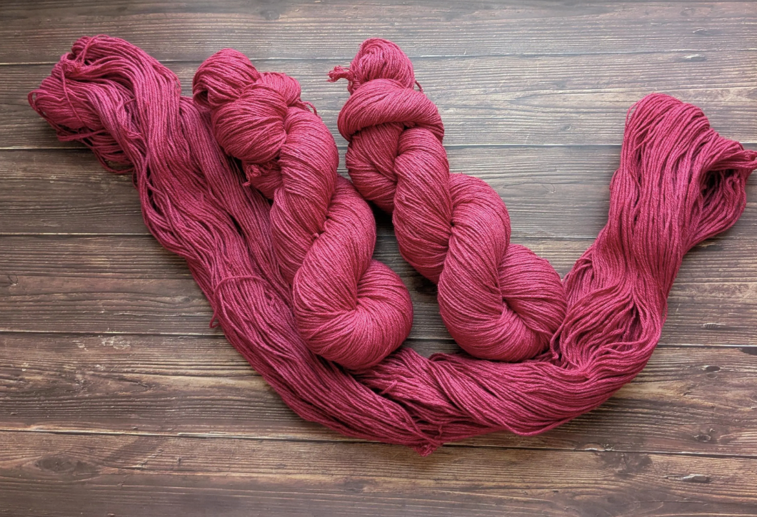 Echeveau Lyl Natural Silk bourette de soie - Fingering - Coloris Chili
