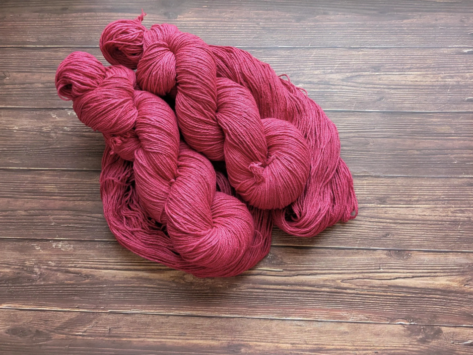 Echeveau Lyl Natural Silk bourette de soie - Fingering - Coloris Chili