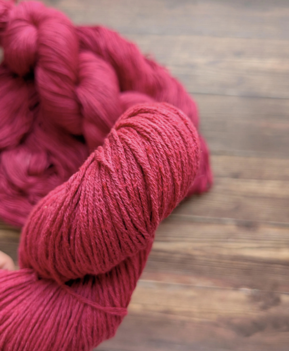 Echeveau Lyl Natural Silk bourette de soie - Fingering - Coloris Chili