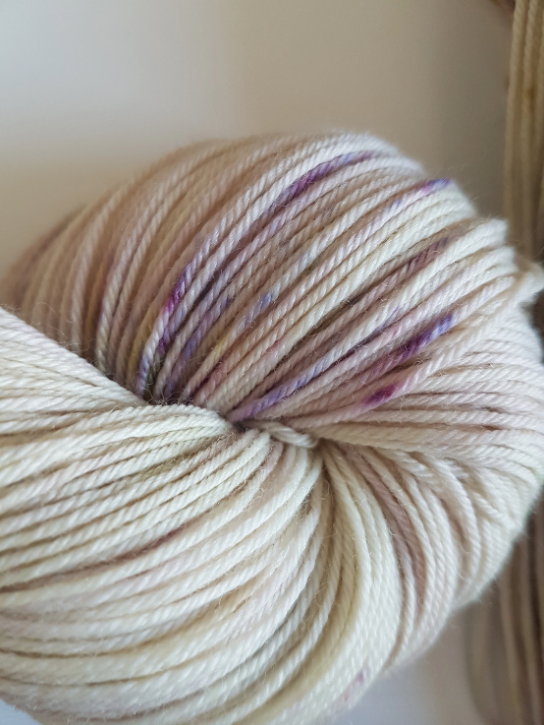 Echeveau Lyl Sock  mérinos superwash nylon – Fingering – Coloris Vienne