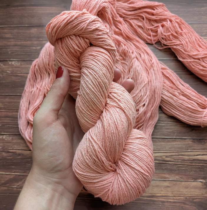 Echeveau Lyl Natural Silk bourette de soie - Fingering - Coloris Pamplemousse