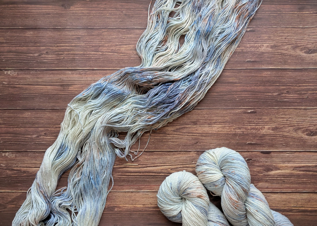 Echeveau Lyl Natural Silk bourette de soie - Fingering - Coloris Voguer sur les mers