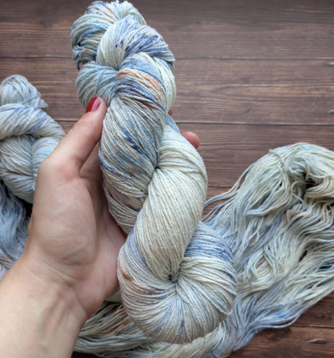 Echeveau Lyl Natural Silk bourette de soie - Fingering - Coloris Voguer sur les mers