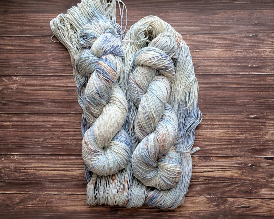 Echeveau Lyl Natural Silk bourette de soie - Fingering - Coloris Voguer sur les mers