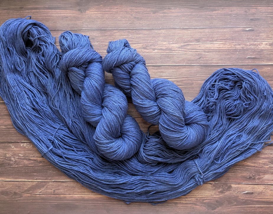Echeveau Lyl Natural Silk bourette de soie - Fingering - Coloris Hisseo Matelot