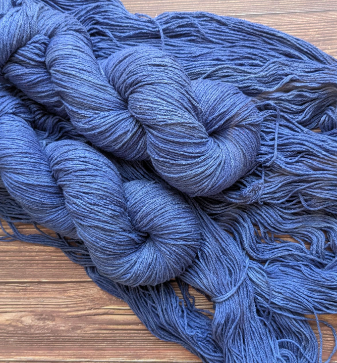 Echeveau Lyl Natural Silk bourette de soie - Fingering - Coloris Hisseo Matelot