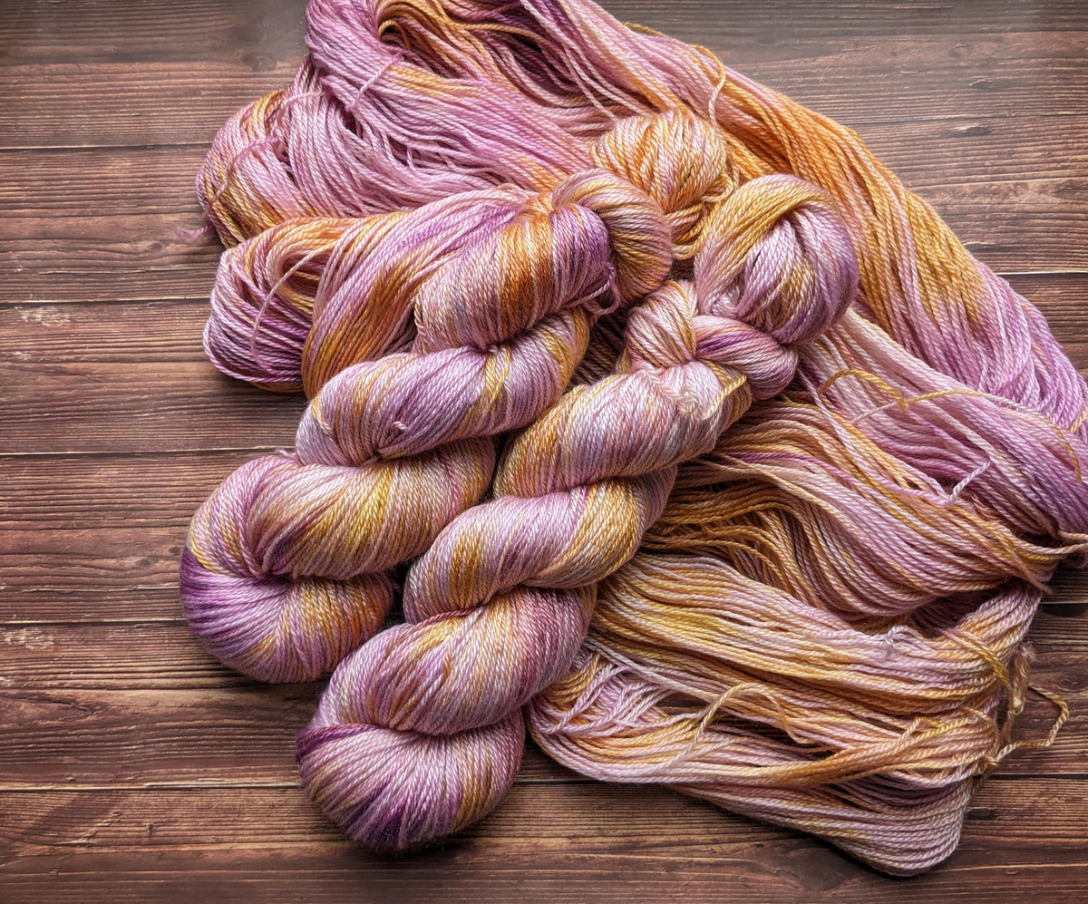Echeveau Lyl Sunshine mérinos tencel – Fingering – Coloris Julie