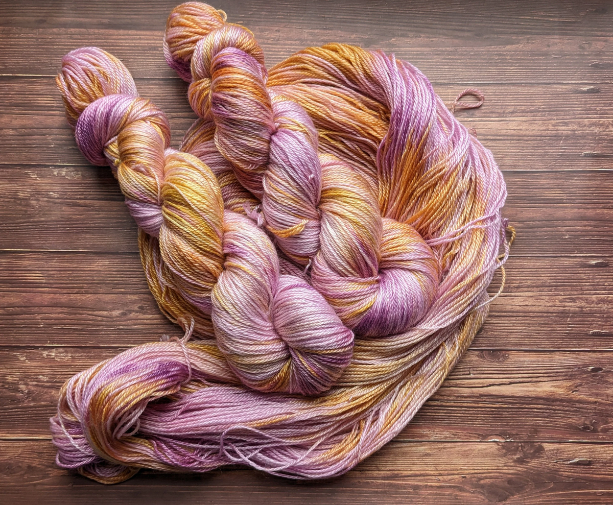 Echeveau Lyl Sunshine mérinos tencel – Fingering – Coloris Julie