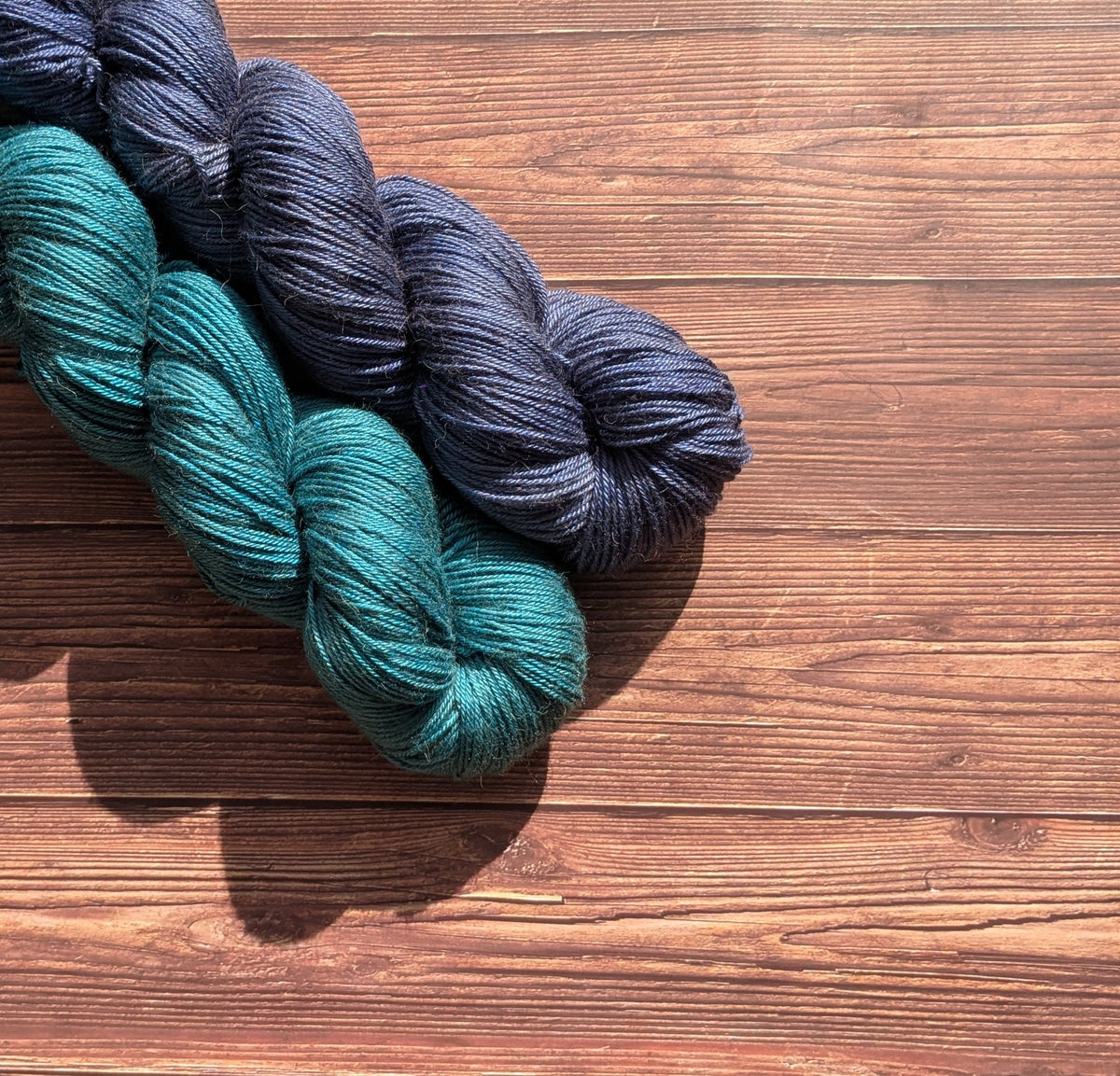 Echeveaux Lyl Camel Silk - Soie Bébé Chameau - Fingering coloris Plume de Paon
