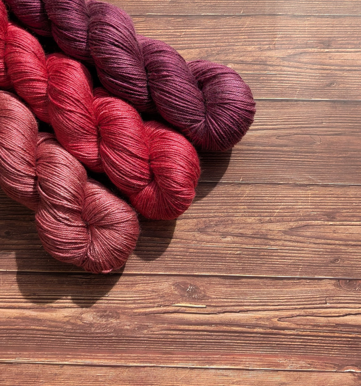 Echeveaux Lyl Camel Silk - Soie Bébé Chameau - Fingering coloris Velours