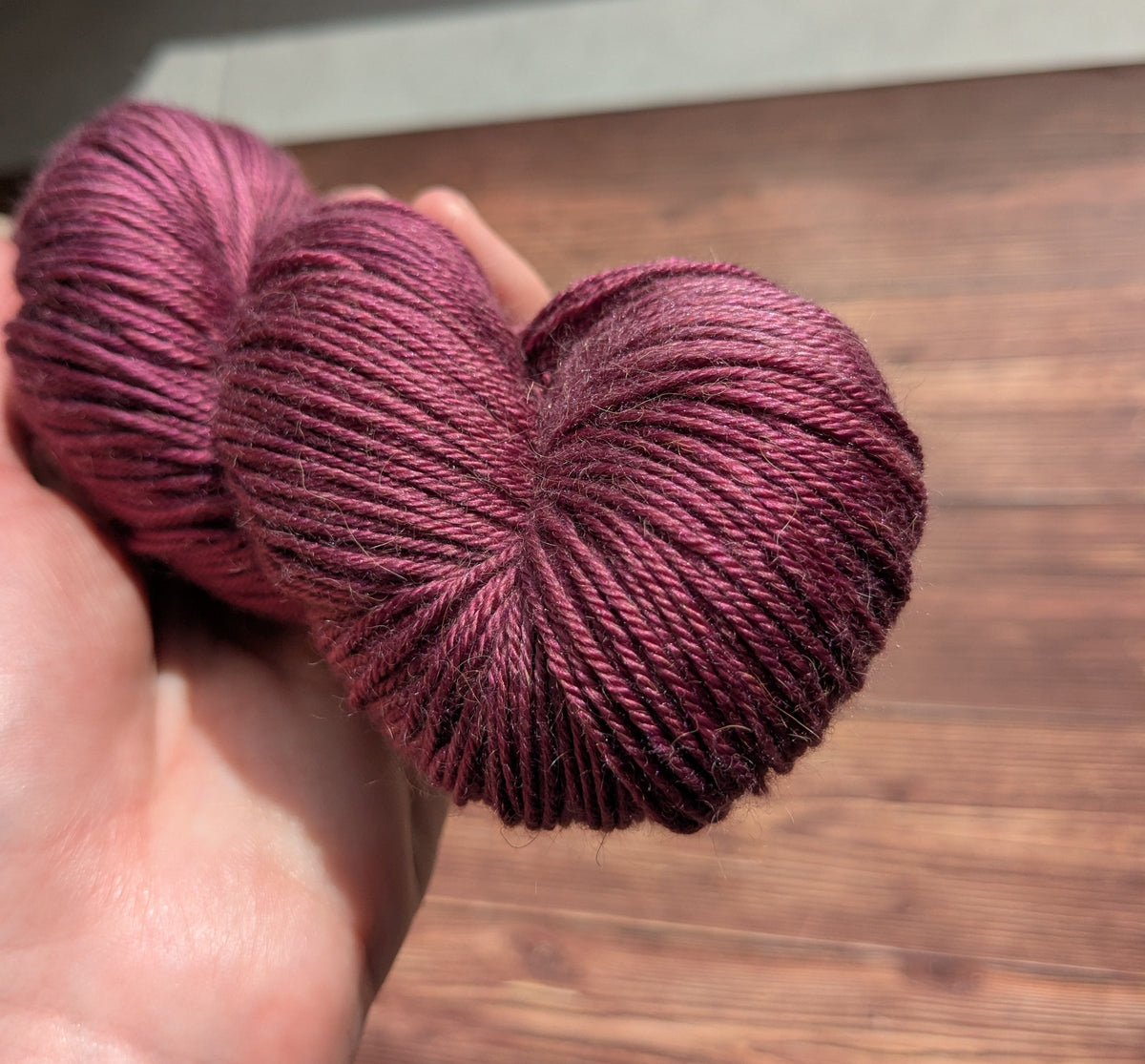 Echeveaux Lyl Camel Silk - Soie Bébé Chameau - Fingering coloris Velours