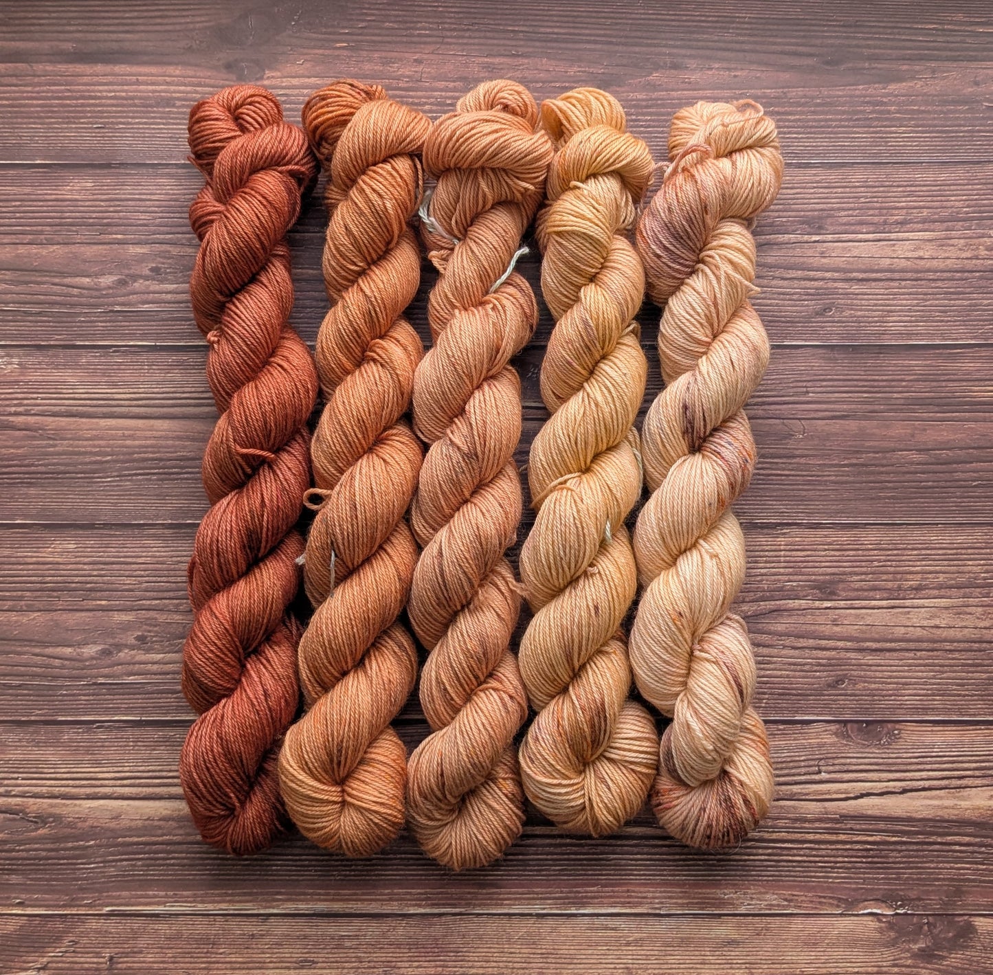 Kit écheveau 50 grs - Collection fade Abricot et Cannelle - Lyl Sock - Half Skein