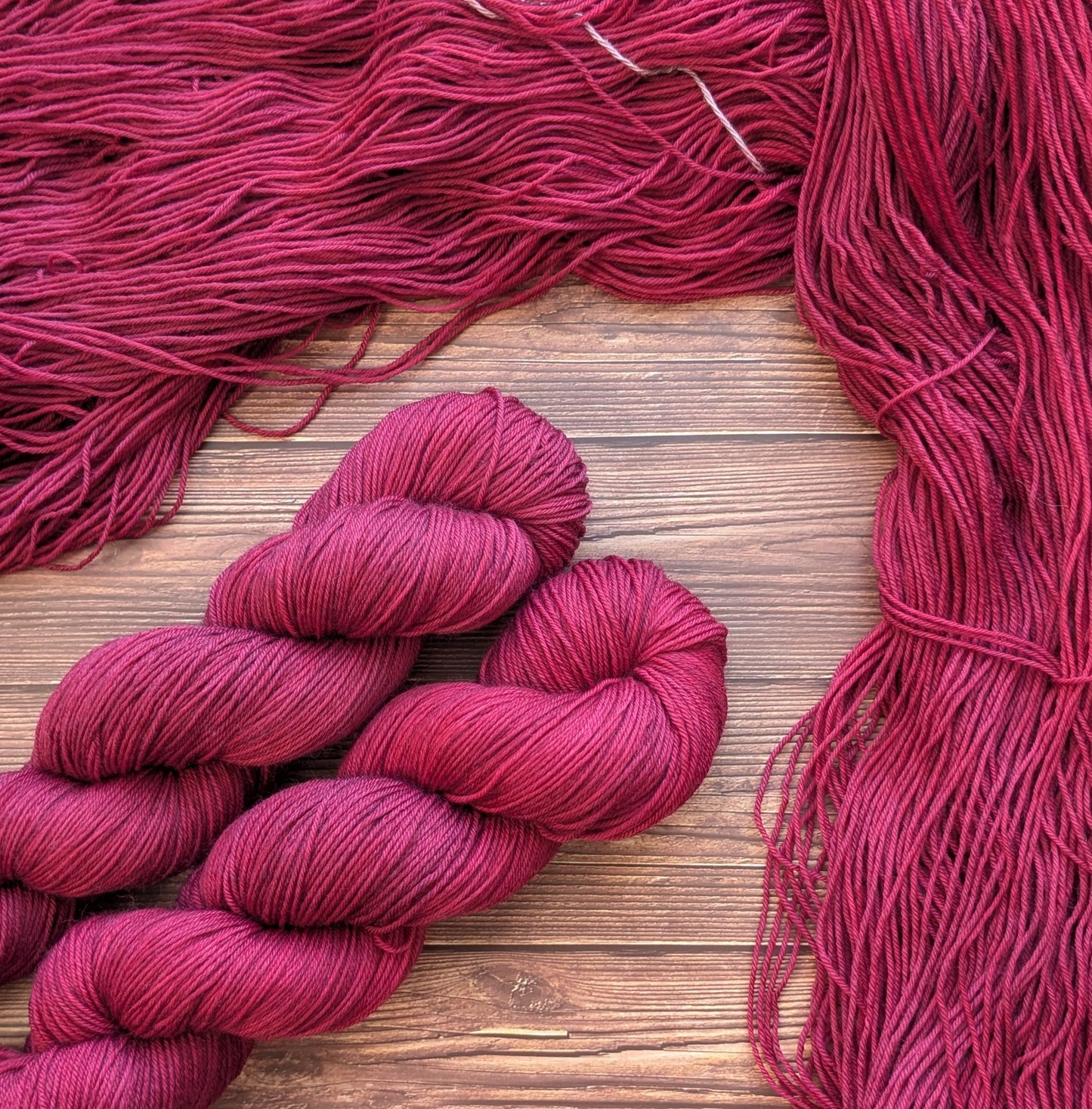 Echeveau Lyl Sock merinos superwash nylon – Fingering Sock – Coloris Bordeaux