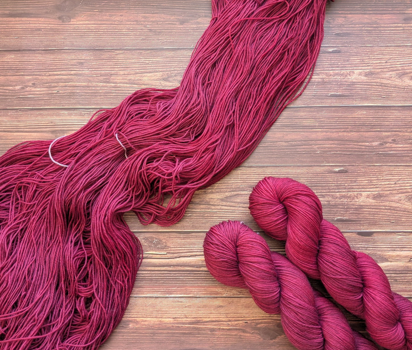 Echeveau Lyl Sock merinos superwash nylon – Fingering Sock – Coloris Bordeaux