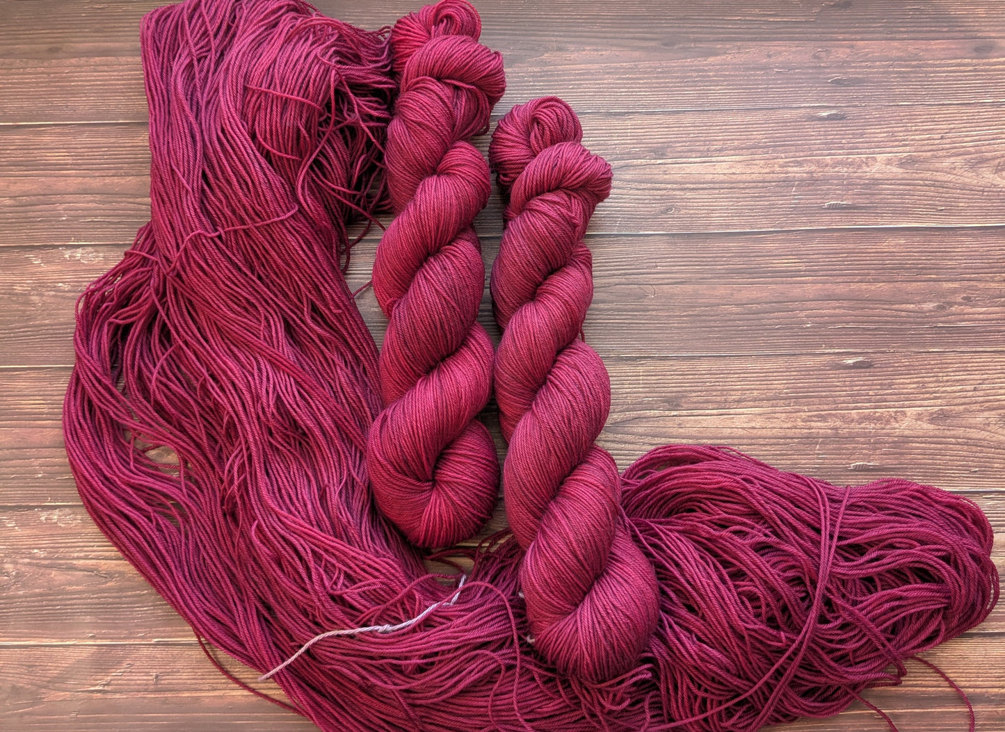 Echeveau Lyl Sock merinos superwash nylon – Fingering Sock – Coloris Bordeaux