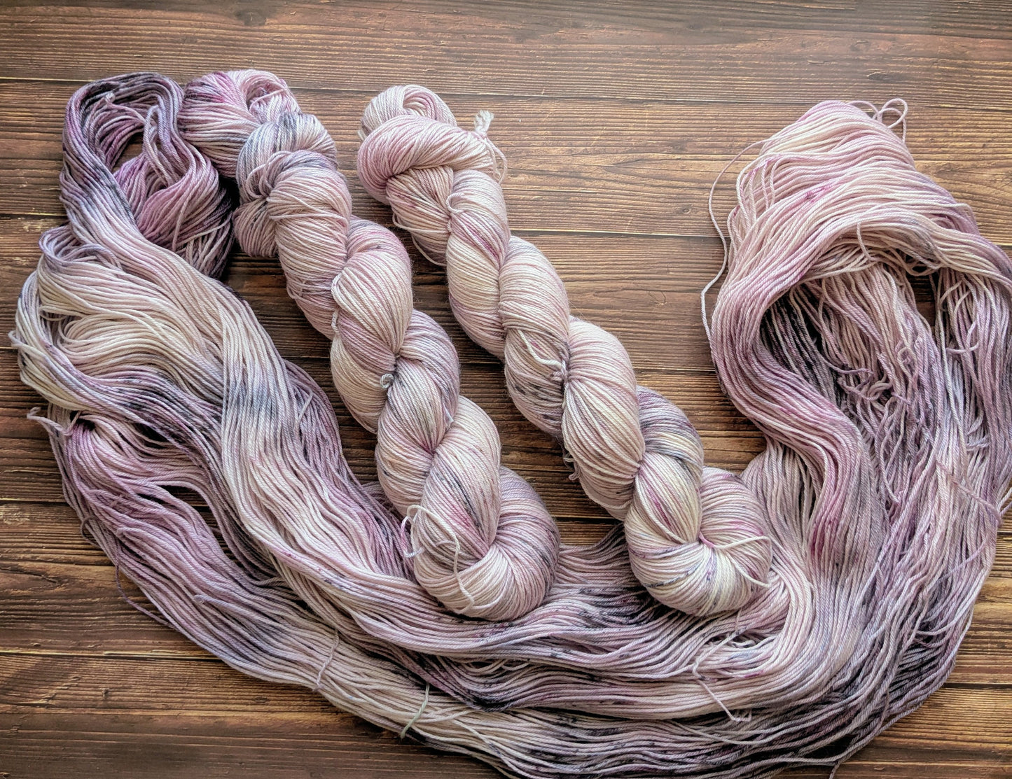 Echeveau Lyl Sock  mérinos superwash nylon – Fingering – Coloris Agathe