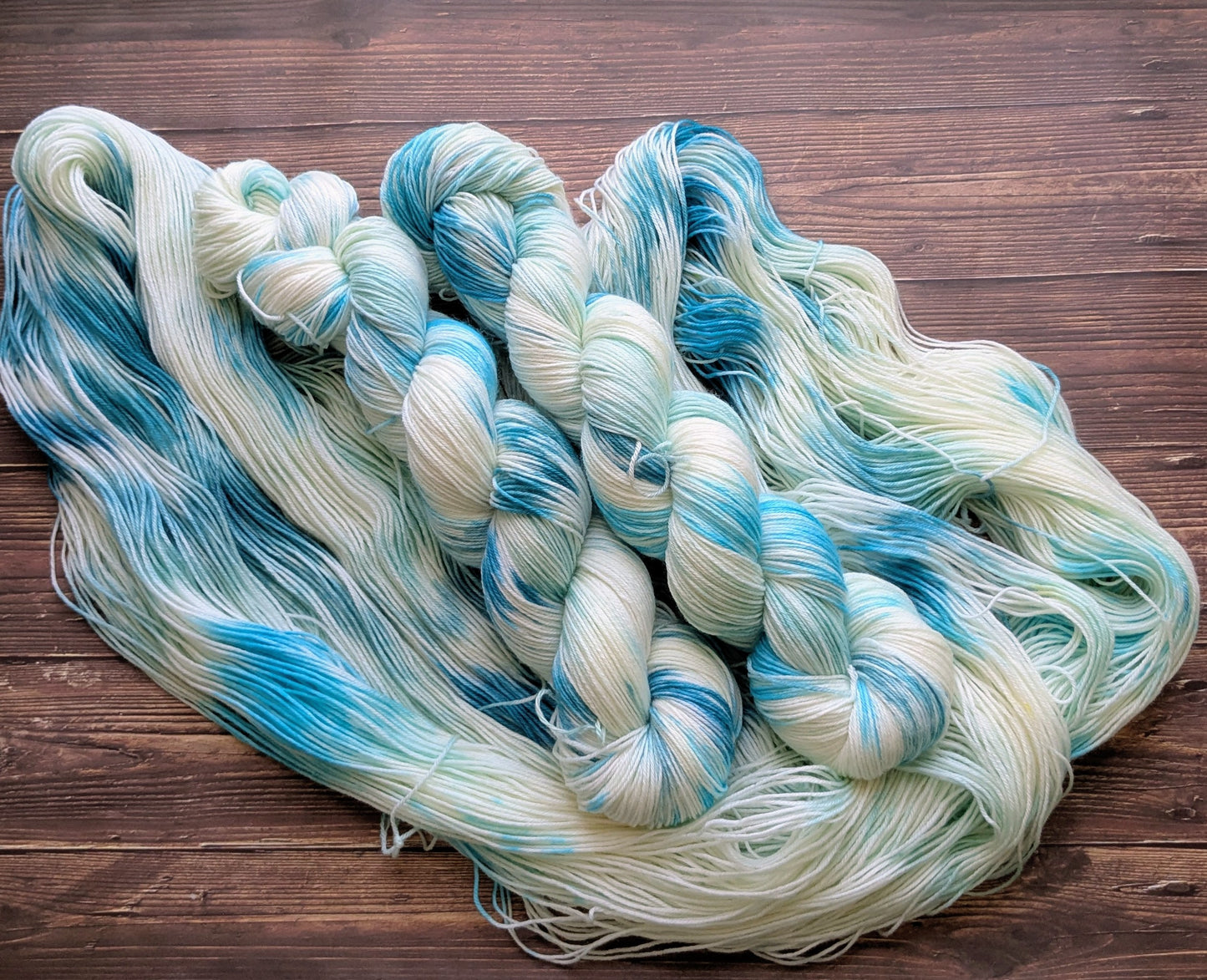 Précommande Coloris du mois de Juin - Milos - Lyl Sock - Bourette de soie