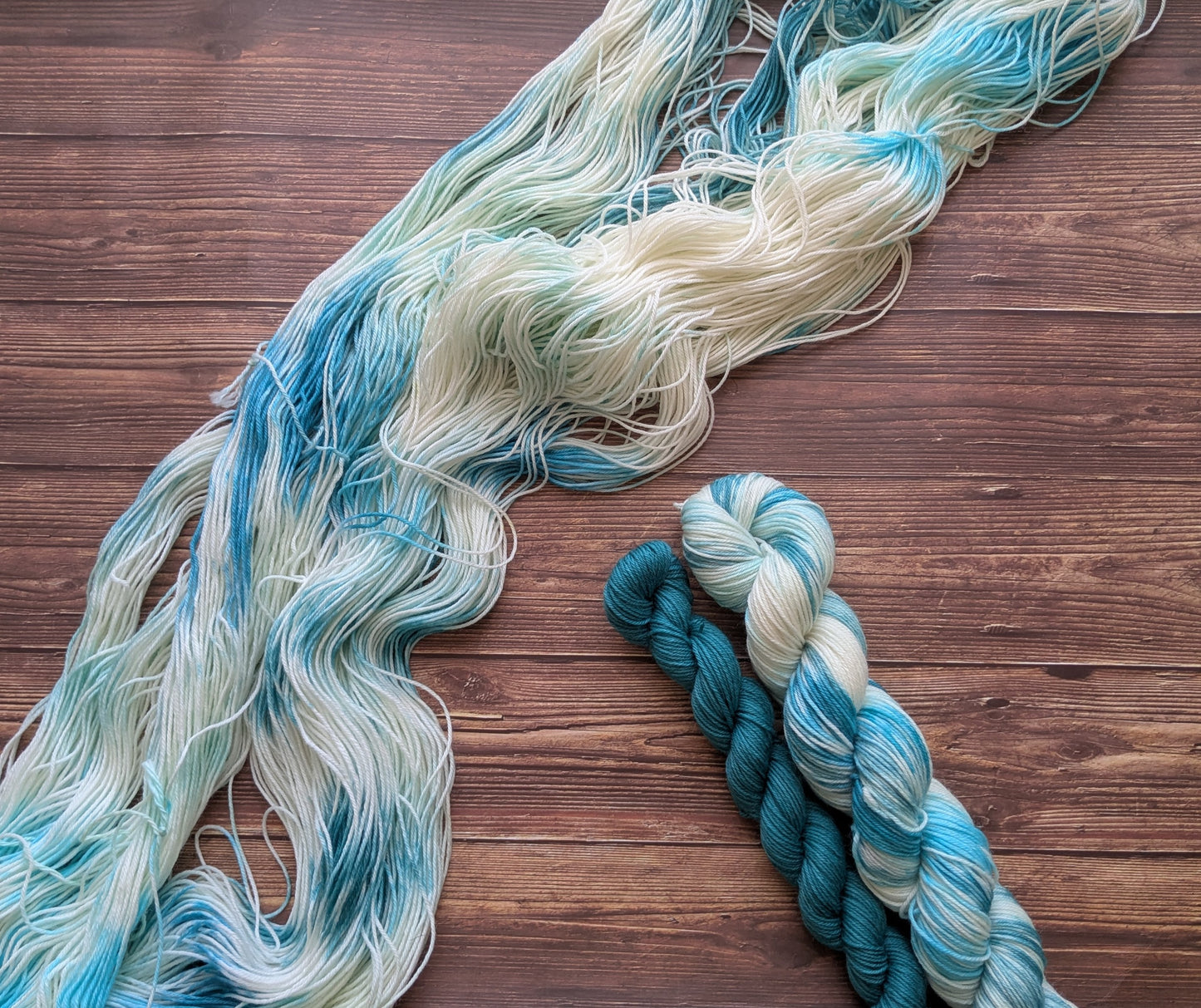 Coloris du mois de Juin - Milos - Lyl sock - Kit Chaussette