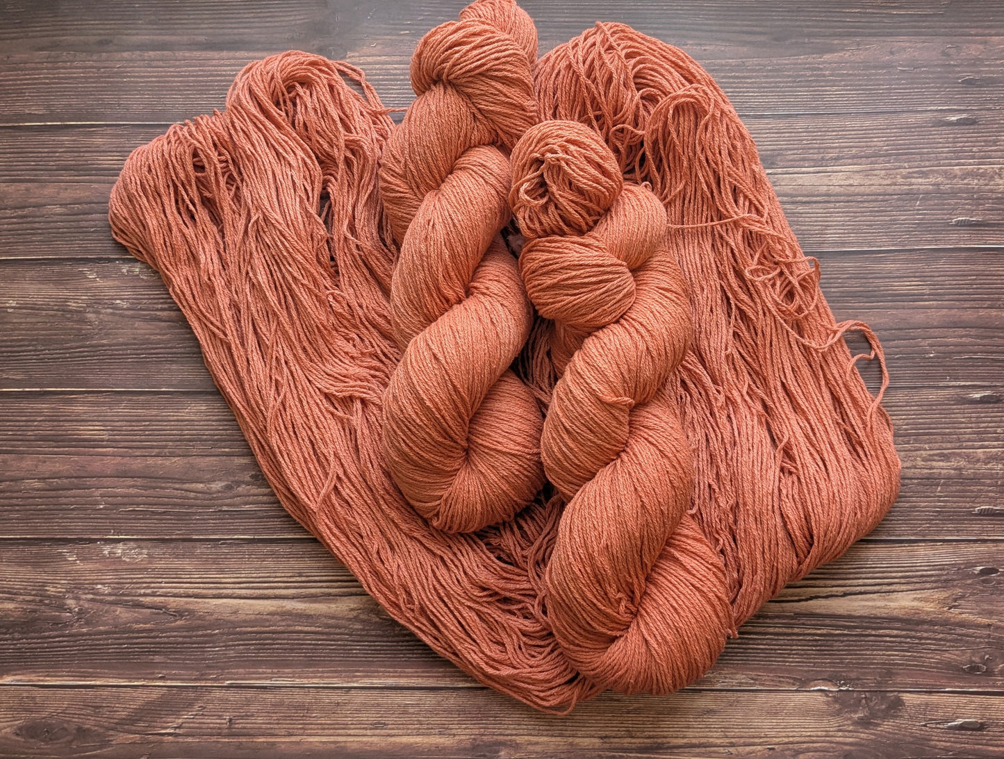 Echeveau Lyl Natural Silk bourette de soie - Fingering - Coloris Orange brulée