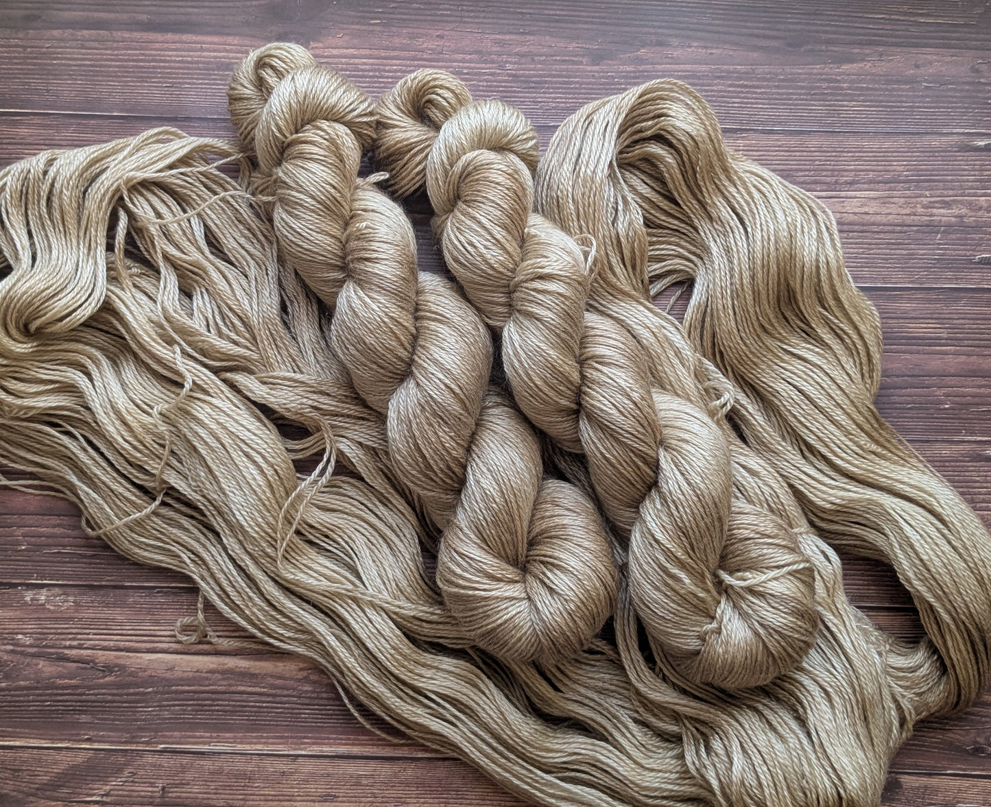 Echeveau Lyl Sunshine Tencel Merino – Fingering – Coloris Biscuit