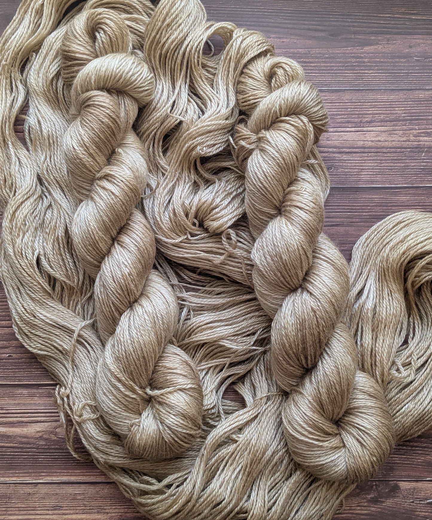 Echeveau Lyl Sunshine Tencel Merino – Fingering – Coloris Biscuit