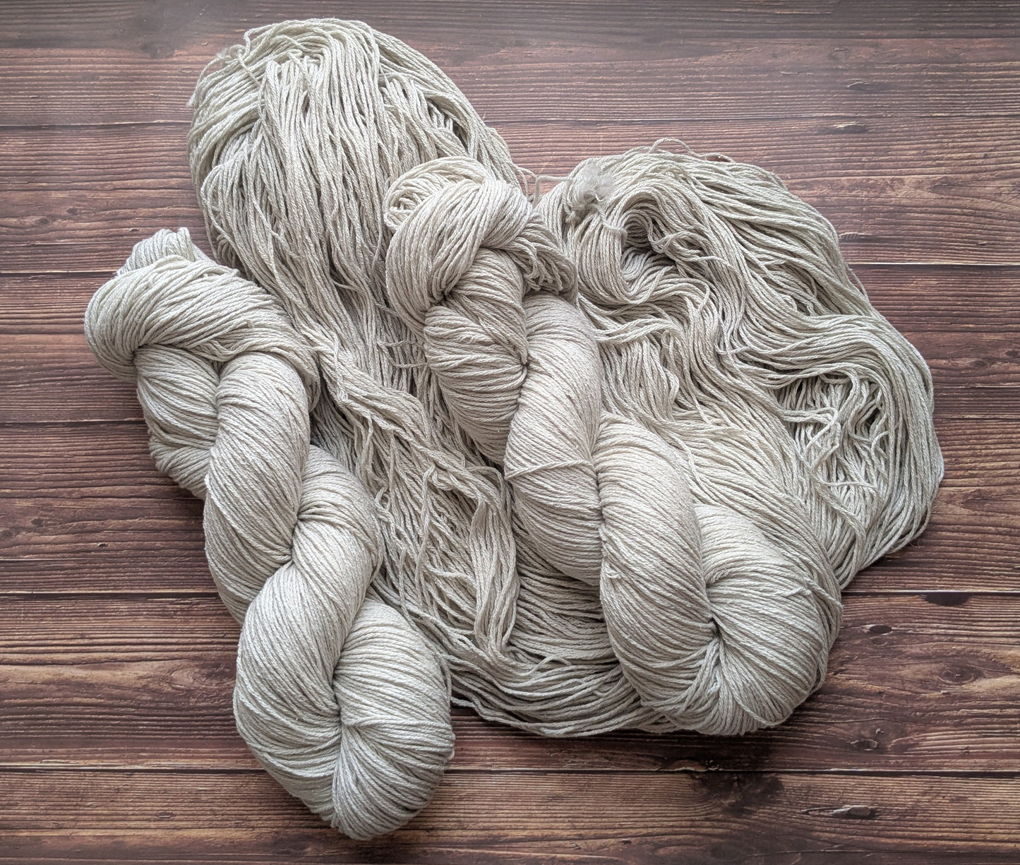 Echeveau Lyl Natural Silk bourette de soie - Fingering - Coloris The wall