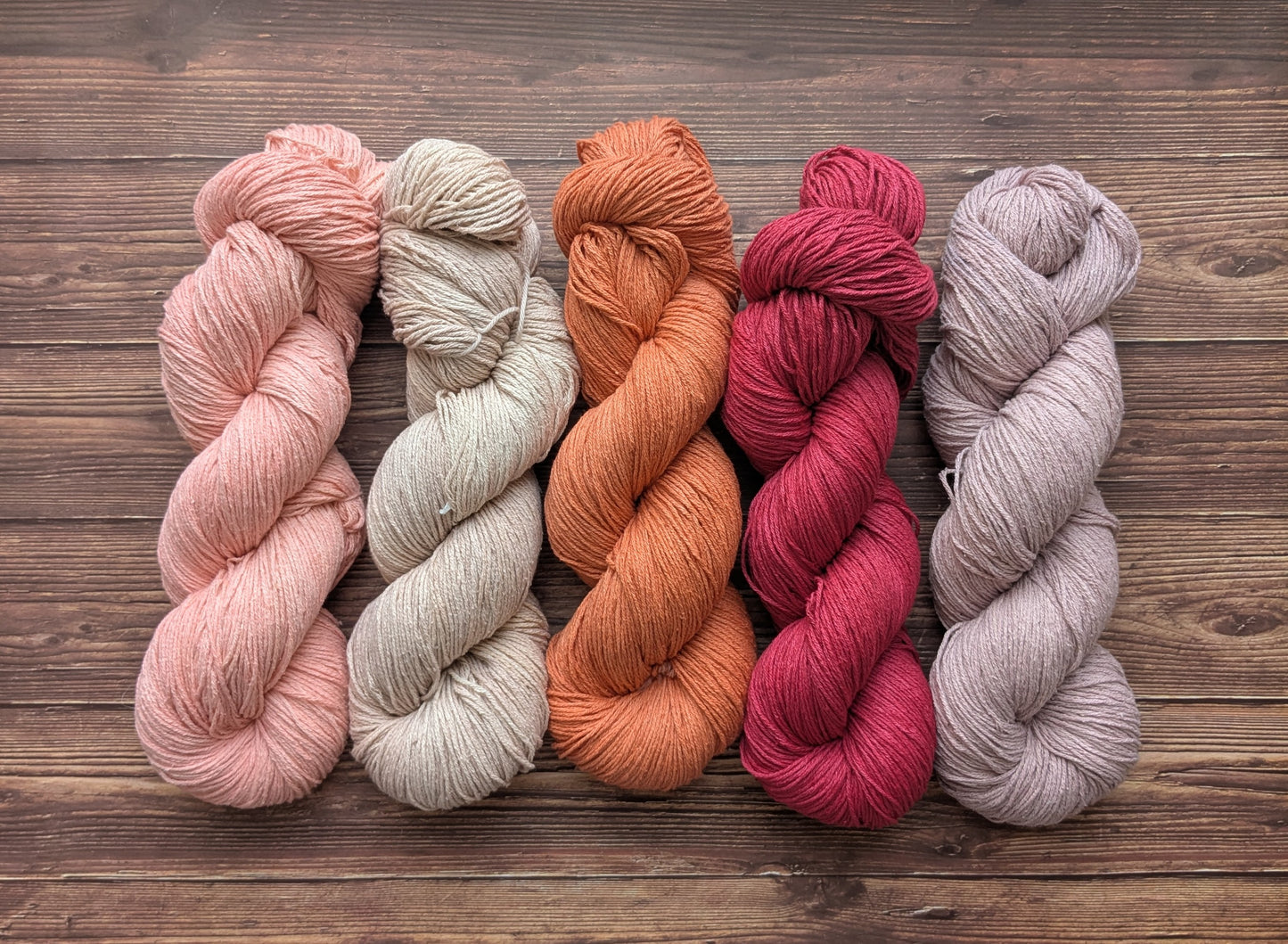 Echeveau Lyl Natural Silk bourette de soie - Fingering - Coloris Rose des bois