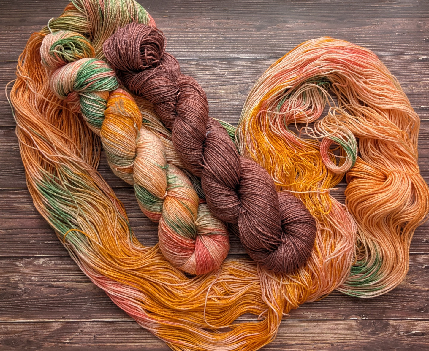 Lyl sock Merinos/nylon - fingering - Coloris Orangerie/ Oxyde de fer